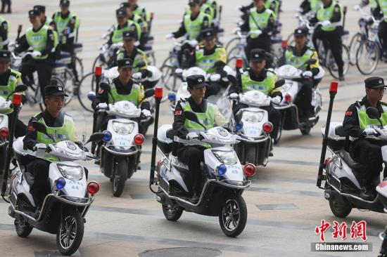 资料图:治安巡防。泱波 资料图:治安巡防。泱波