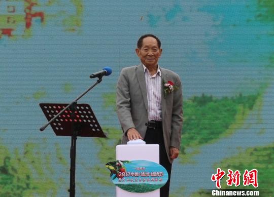 �й�����ԺԺʿ��&ldquo;�ӽ�ˮ��֮��&rdquo;Ԭ¡ƽ��ϯ�����С��