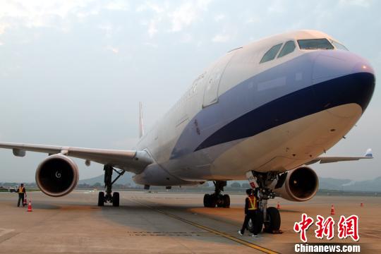 ͼΪһ�ܿտ�A330��ɻ��������ϲ��������ʻ�����(����ͼ)