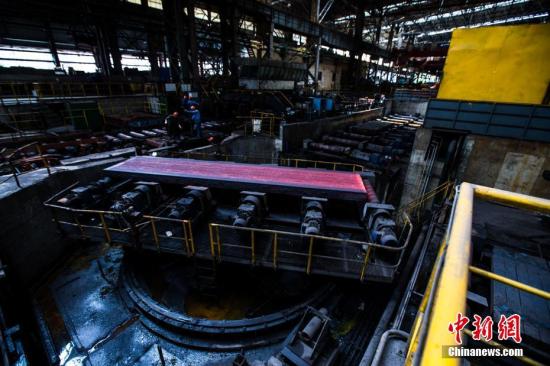 资料图:炼钢。 资料图:炼钢。