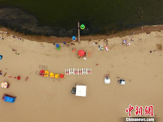 ͼΪ���ĵ�ɳ̲���ŷ�