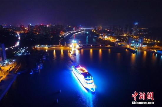 ����ͼ������ҹ�γ�����Ͽ�������������续��������