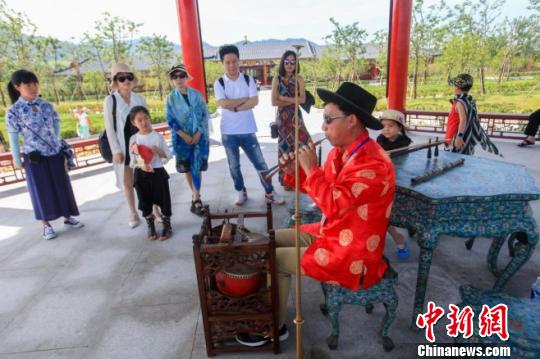 ͼΪ�����Ƴ�չʾ���ֻ�̨����Ŀ�������ṩ