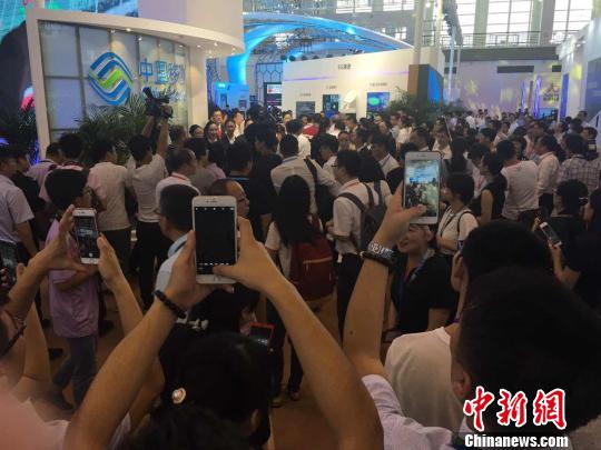 ͼΪ��չλǰ��ɽ�˺����ν���