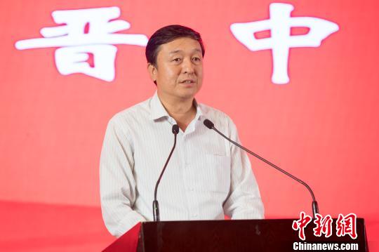 ��ɽ������Ͷ������ĿǢ̸���ϣ�ɽ�����й�Ա��̨�ƽ鵱�����Σ������Ż����ߣ������������ʣ���չ�Ļ����β�ҵ���信��