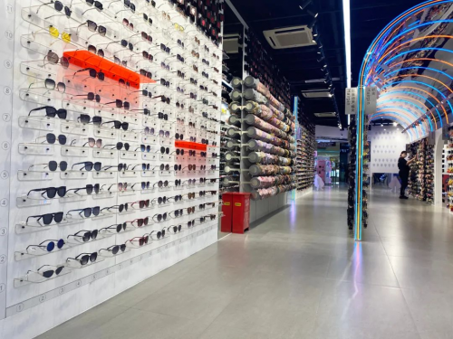 ¡°ÅäÊεÚÈý¿Õ¼ä¡±²ÝÝ®¹û×Ó¶ÈýµêÆë·¢£¬ºÏ·ÊÊ×µê