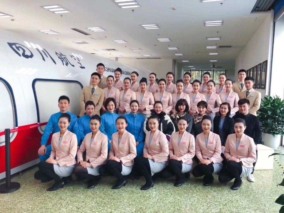 中航未来学生陈亚东入职四川航空丨中航未来毕业生巡礼