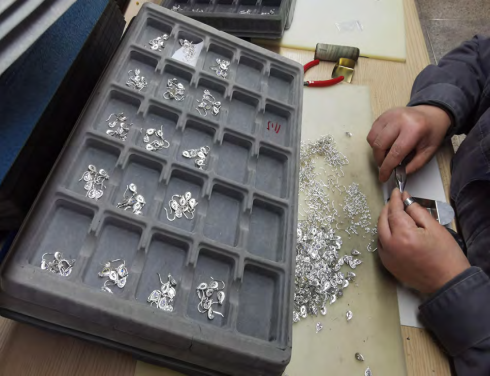 leihemei���ٺ������������������Լ�