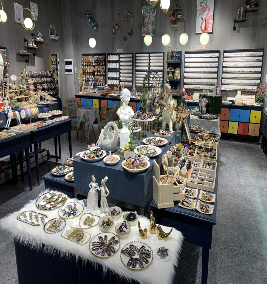 leihemei���ٺ������������������Լ�