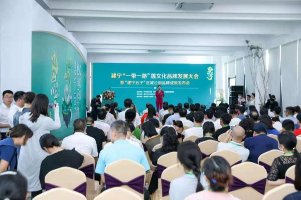 ������һ��һ·�����Ļ�Ʒ�Ʒ�չ����ߡ��������ӡ�����Ʒ�Ƴɹ�������Բ���ٰ�