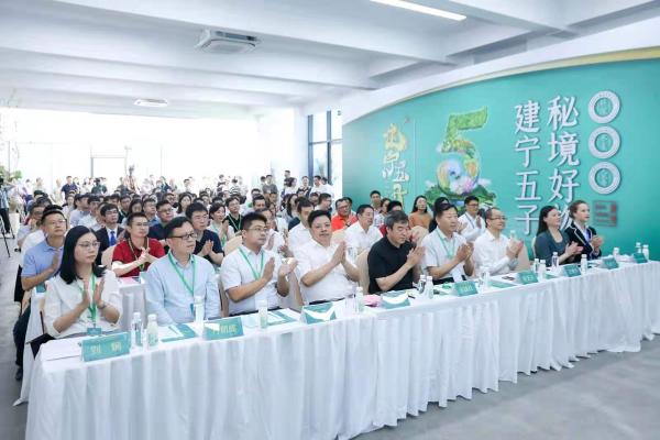 ������һ��һ·�����Ļ�Ʒ�Ʒ�չ����ߡ��������ӡ�����Ʒ�Ƴɹ�������Բ���ٰ�