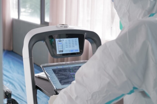 普渡机器人驰援奥运工作者隔离酒店,扎紧“外防输入”口子