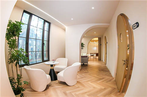 ������ϸ��������ѧ��������ʢ��ҵ������ģʽ������Ƽ��߽����