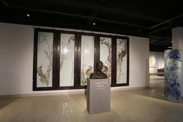  �ر����¼��Ŷ��³�������������ϯ����ά�����������ݿ�����ʽ