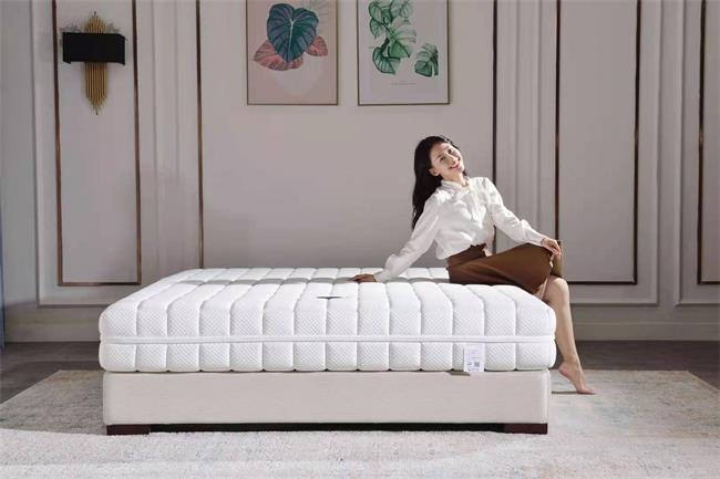 ����Ե����