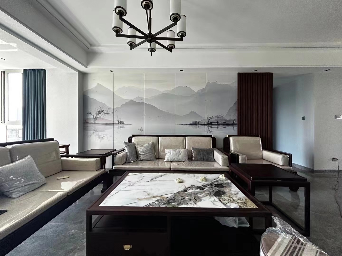 爱优薇全屋定制 爱优薇全屋定制