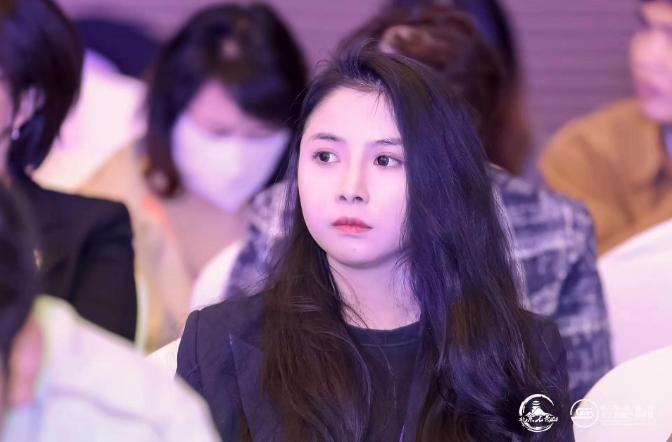 中科伟青云AI生成式数字人亮相石景山,共促人工智能大模型产业