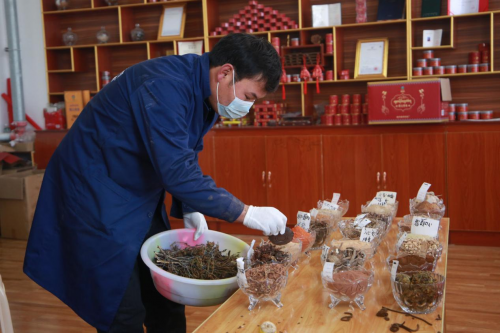 “西藏昌都洛隆县嘉萨藏香制作厂”——舒心之香 空气之守