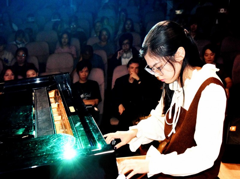 �¸��ٷ�Я��������������ּң��������ֽ�����ƪ�£�ѧ��άҲ��֮����д�Ի�