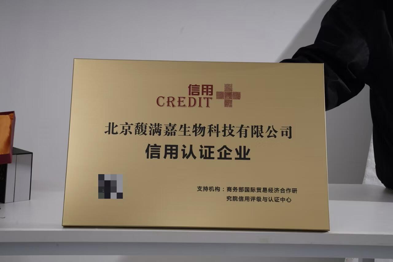 ����Σ�����Ϊ����Ʒ�����ϣ�����ĵ�����Ͳ�ҵ��ƪ��