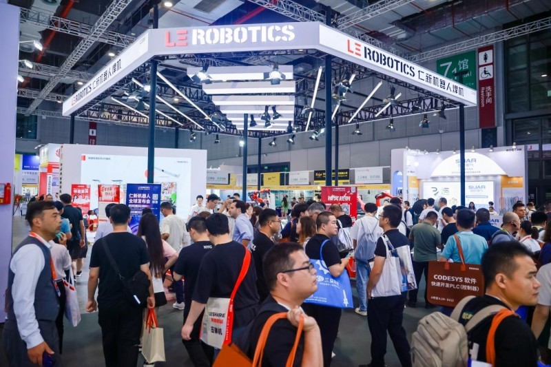 仁新机器人焊机:引领中国智造,扬帆出海新征程