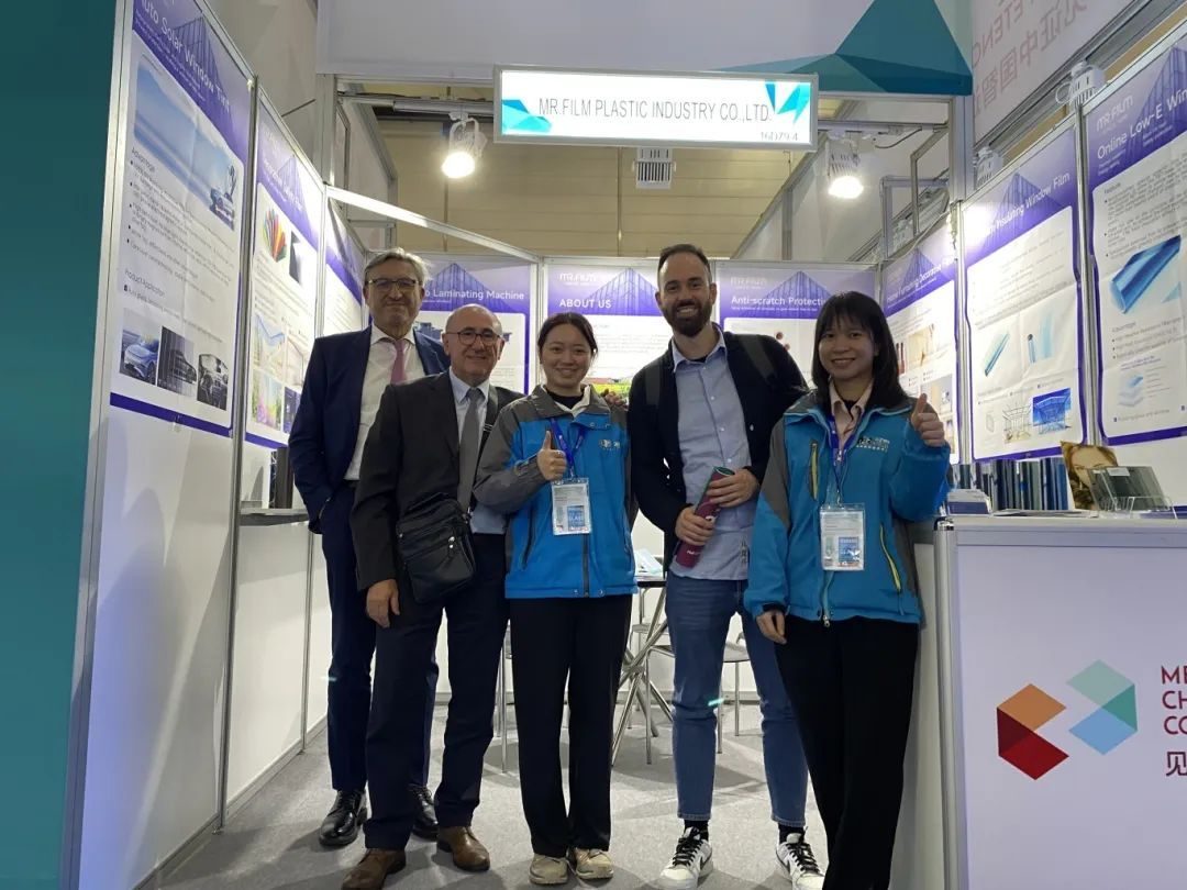 科技创新,扬帆远航!膜先生科技德国杜塞尔多夫国际玻璃技术展览会圆满成功!