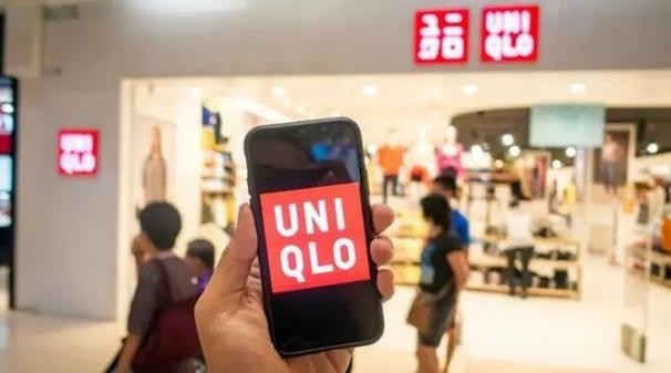 日本经济下滑了20年,优衣库增长了20年