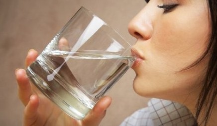 隔夜水不要喝!生活中误喝的6大 毒水