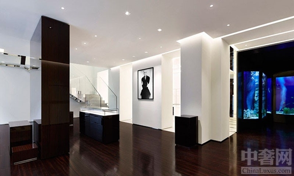 这个九月,奢侈品牌们都扎堆开店了