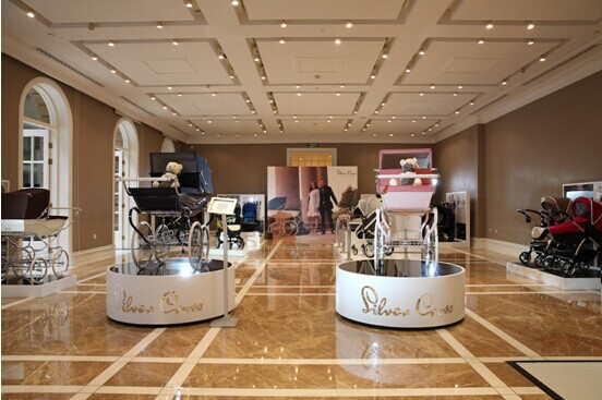 皇室摇篮,梦想星辰——Silver Cross银十字宝贝品牌经典及新品系列童车发布