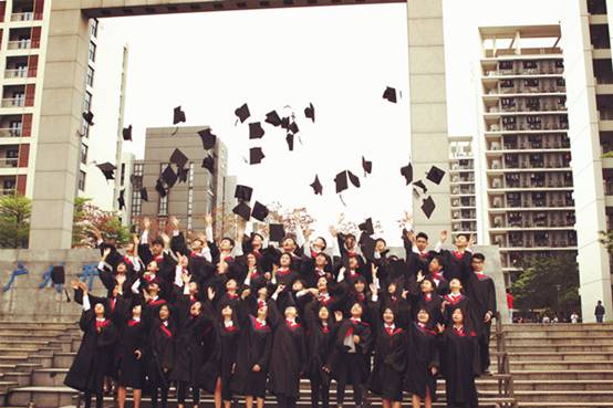 说明: D:\2017年1月-6月\6月\金领人30个幸福瞬间\5.jpg