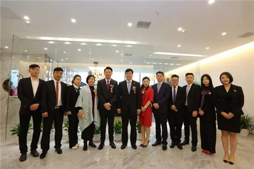 三八妇乐“婧媛荟”亮相合肥 一 袁晓峰李南李华群黄小川等剪彩并出席事业说明会