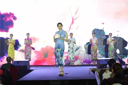 三八妇乐“婧媛荟”亮相合肥 一 袁晓峰李南李华群黄小川等剪彩并出席事业说明会