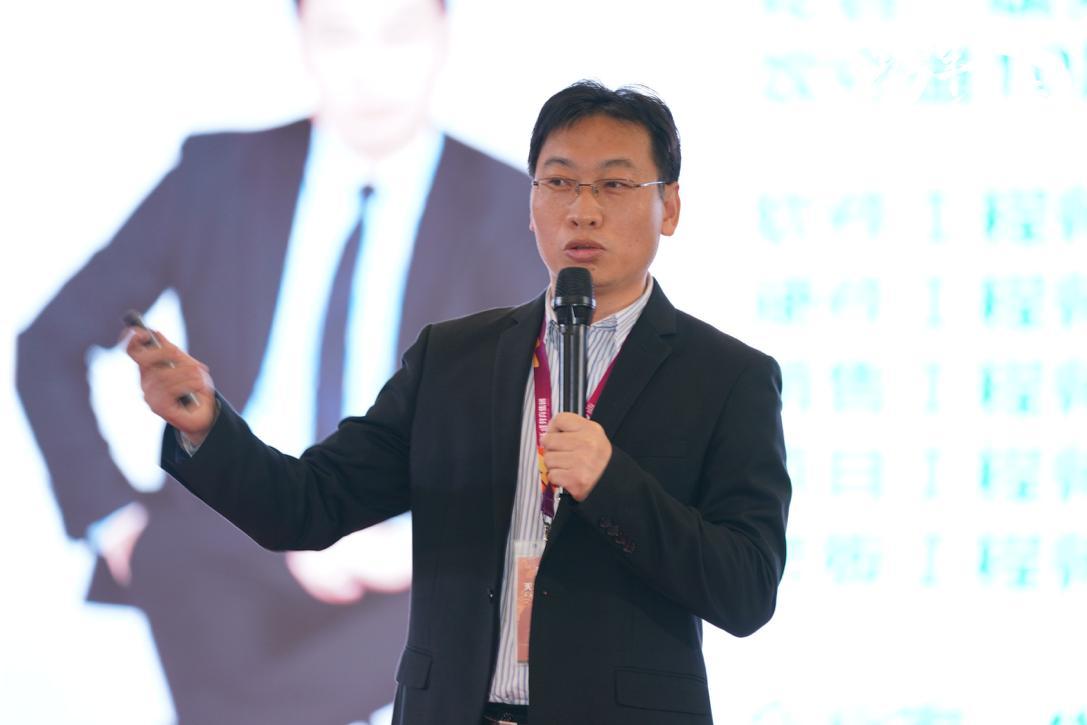 点击图片翻到下一页>> 天成教育集团外贸千人盛宴“跨年兵法”在广州举行